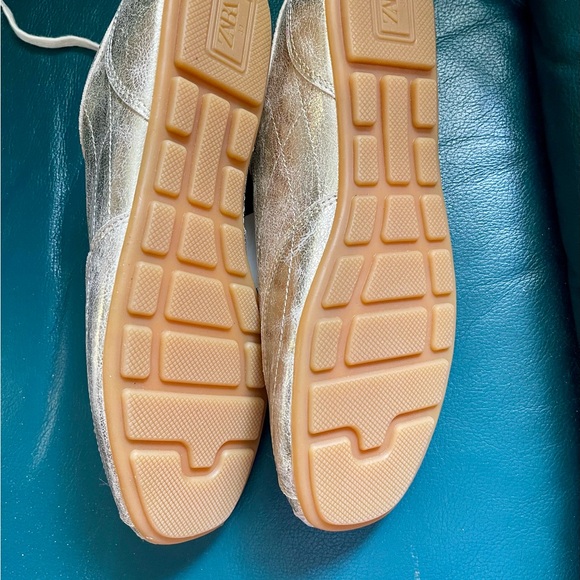 Zara Gold Women's Sneakers - Picture 4 of 5